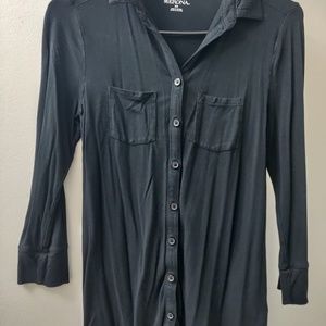 Black button down collar shirt